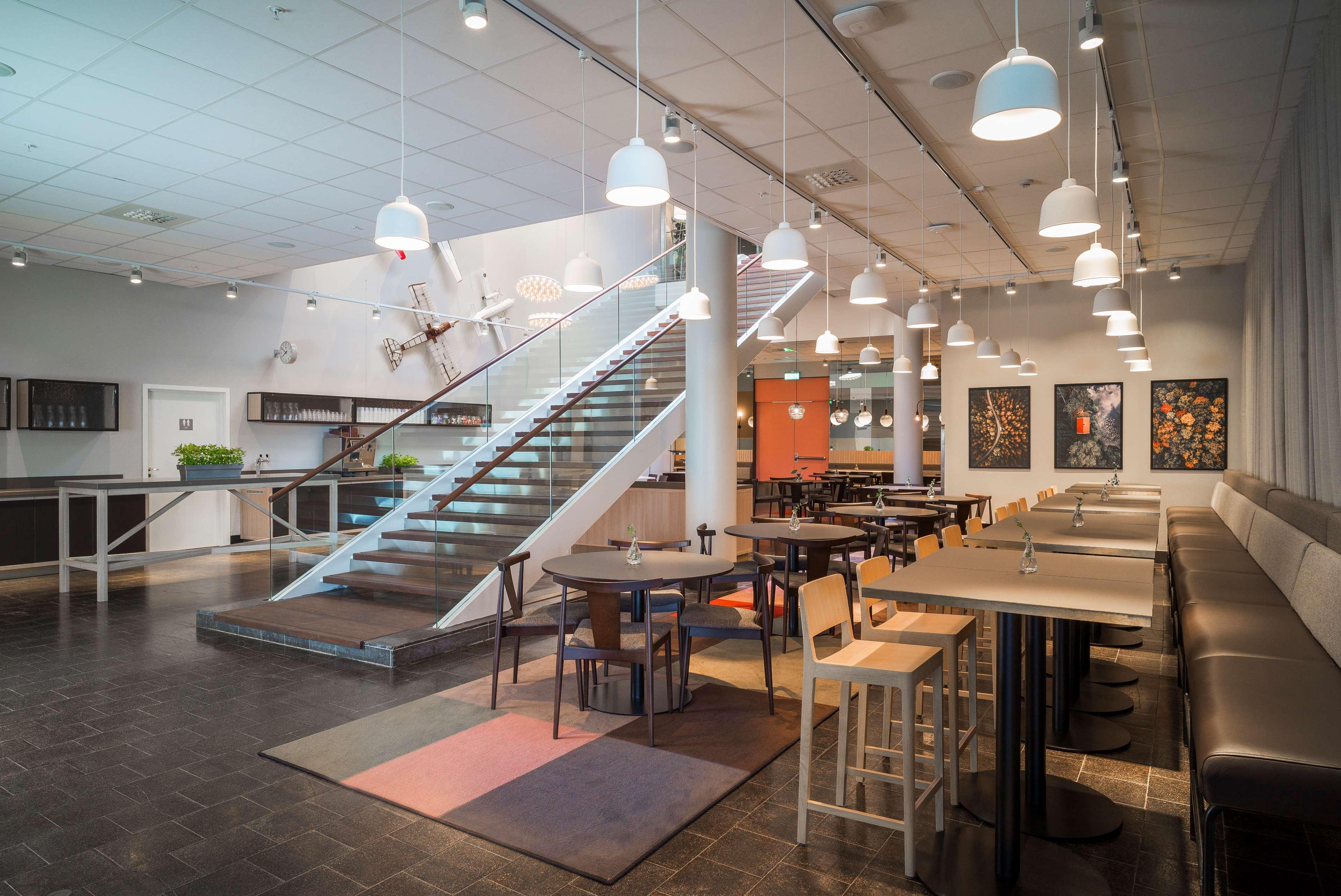 Radisson Blu Airport Terminal Hotel Arlanda Bagian luar foto Interior of the hotel