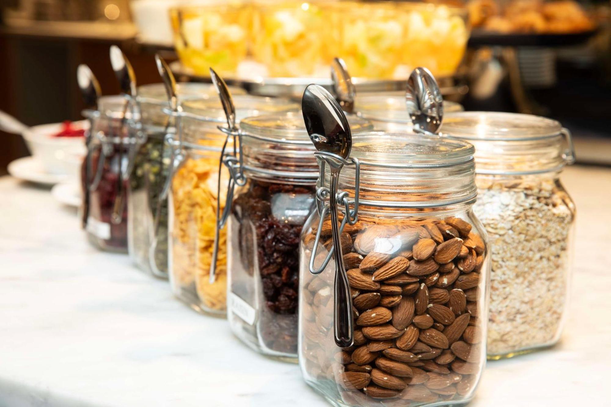 Radisson Blu Airport Terminal Hotel Arlanda Bagian luar foto Breakfast buffet at a luxury hotel